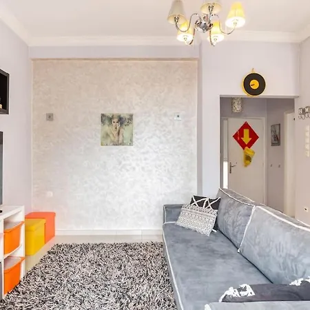 Apartment With Terrace In Piraiki Piraeus Exterior photo